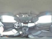 ✅ 2014 FIAT 500 Sport • VIN: 3C3CFFBR0ET187071 • Lot: 57319255. Wystawiony na Copart z przebiegiem 75 043 mil. Bezpłatny archiwum sprzedaży aukcyjnych z USA i szczegółowy raport historii pojazdu na DreamBid. Zdjęcie 16.