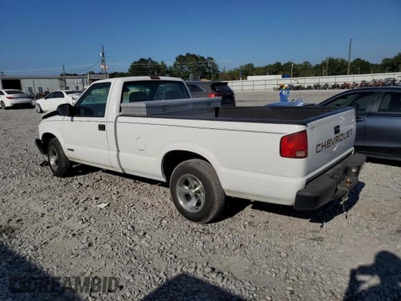 ✅ 2000 Chevrolet S-10 • VIN: 1GCCS14W9YK200306 • Lot: 80276005. Listed on Copart with 148,810 mi. Free auction sales archive from the USA and detailed vehicle history report at DreamBid. Image 2.
