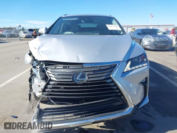 ✅ 2017 Lexus RX 350 • VIN: 2T2ZZMCA0HC041878 • Lot: 43657329. Wystawiony na IAAI z przebiegiem 56 815 mil. Bezpłatny archiwum sprzedaży aukcyjnych z USA i szczegółowy raport historii pojazdu na DreamBid. Zdjęcie 12.