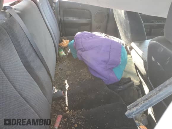 2005 Dodge 3500 SLT z VIN 3D7LS38C95G782475, wystawiony jako Copart lot #45268595 z przebiegiem Nie podano mil oraz Szkoda całkowita • Salvage title. Historia ofert i sprzedaży dostępna na DreamBid. Obrazek 10.