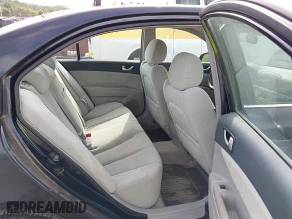 ✅ 2007 Hyundai Sonata SE • VIN: 5NPEU46F37H219612 • Лот: 43358203. Опубликован ранее на IAAI с пробегом 158 817 миль. Бесплатный доступ к архиву аукционных продаж из США и подробный отчёт об истории автомобиля на DreamBid. Изображение 8.