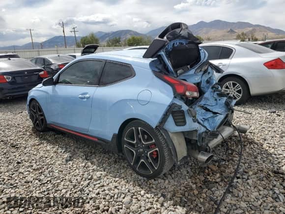 2022 Hyundai Veloster with VIN KMHT36AH5NU012801, listed as a Copart auction lot 71395064 with 20,133 mi miles and Salvage title. Bid and sale history available at DreamBid. Image 2.