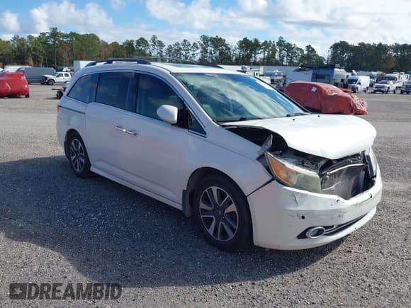 ✅ 2015 Honda Odyssey Touring Elite • VIN: 5FNRL5H91FB083785 • Лот: 43235259. Опубликован ранее на IAAI с пробегом 226 384 миль. Бесплатный доступ к архиву аукционных продаж из США и подробный отчёт об истории автомобиля на DreamBid. Изображение 1.