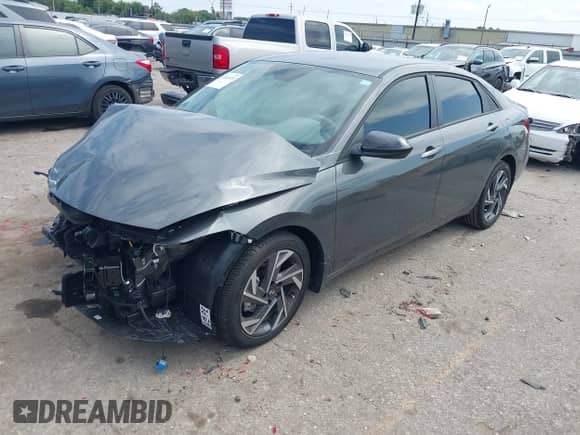 2025 Hyundai Elantra SEL Sport with VIN KMHLM4DG6SU027114, listed as a IAAI auction lot 43040575 with 669 mi miles and . Bid and sale history available at DreamBid. Image 17.