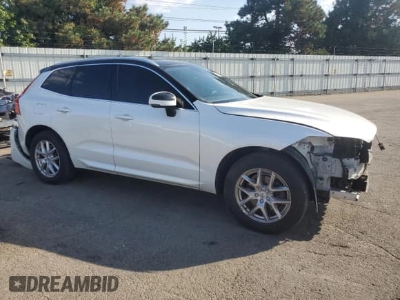 ✅ 2018 Volvo XC60 Momentum • VIN: LYV102RK3JB117824 • Лот: 83804545. Опубликован ранее на Copart с пробегом 96 561 миль. Бесплатный доступ к архиву аукционных продаж из США и подробный отчёт об истории автомобиля на DreamBid. Изображение 4.