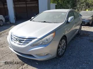 ✅ 2013 Hyundai Sonata SE • VIN: 5NPEC4AB3DH512493 • Lot: 43477703. Wystawiony na IAAI z przebiegiem 160 353 mil. Bezpłatny archiwum sprzedaży aukcyjnych z USA i szczegółowy raport historii pojazdu na DreamBid. Zdjęcie 2.