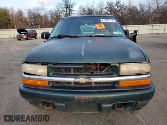 ✅ 2002 Chevrolet Blazer LS • VIN: 1GNDT13W22K217045 • Lot: 87355514. Listed on Copart with 159,038 mi miles. Access the free auction sales archive from the USA and view a detailed vehicle history report at DreamBid. Image 5.