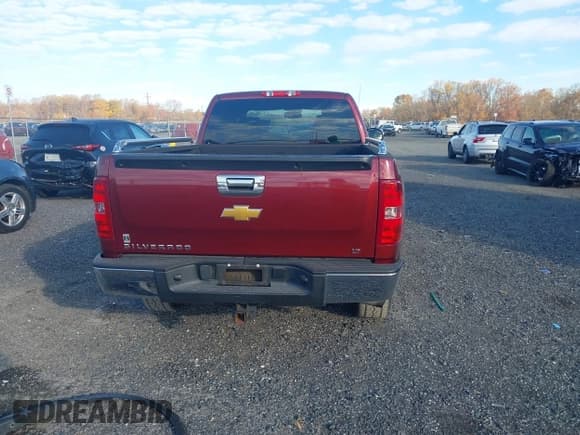 ✅ 2013 Chevrolet Silverado 1500 LT • VIN: 1GCRKSE79DZ109979 • Лот: 43548873. Опубликован ранее на IAAI с пробегом 104 590 миль. Бесплатный доступ к архиву аукционных продаж из США и подробный отчёт об истории автомобиля на DreamBid. Изображение 16.