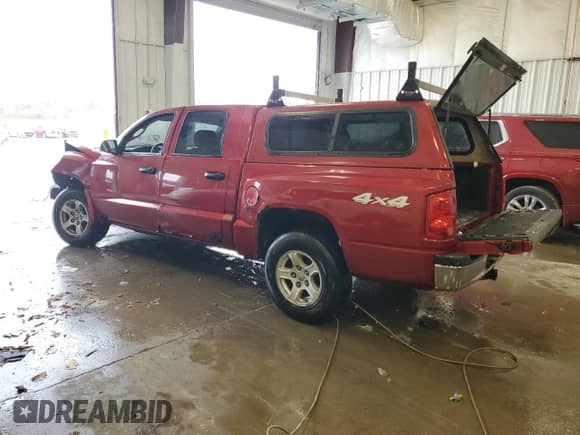 2006 Dodge Dakota SLT with VIN 1D7HW48N26S639797, listed as a Copart auction lot 77394254 with Not provided miles and Salvage title. Bid and sale history available at DreamBid. Image 2.