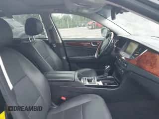 2015 Hyundai Equus Signature z VIN KMHGH4JH0FU098253, wystawiony jako IAAI lot #42227705 z przebiegiem 62 415 mil mil oraz . Historia ofert i sprzedaży dostępna na DreamBid. Obrazek 5.