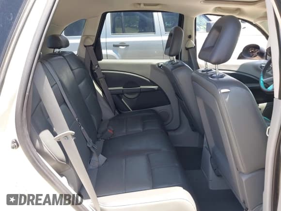 ✅ 2008 Chrysler PT Cruiser Limited • VIN: 3A8FY68828T111513 • Лот: 42951854. Опубликован ранее на IAAI с пробегом 118 606 миль. Бесплатный доступ к архиву аукционных продаж из США и подробный отчёт об истории автомобиля на DreamBid. Изображение 8.