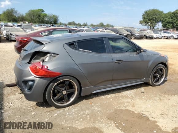 ✅ 2013 Hyundai Veloster Turbo • VIN: KMHTC6AE4DU156618 • Lot: 74522134. Wystawiony na Copart z przebiegiem 149 026 mil. Bezpłatny archiwum sprzedaży aukcyjnych z USA i szczegółowy raport historii pojazdu na DreamBid. Zdjęcie 3.