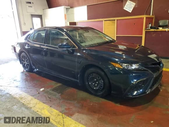 2021 Toyota Camry SE с VIN 4T1G11BK0MU032697, выставлен на аукционе Copart как лот 68726725 с пробегом 112 425 миль миль и Чистый • Clean title. История ставок и продаж доступна на DreamBid. Изображение 4.