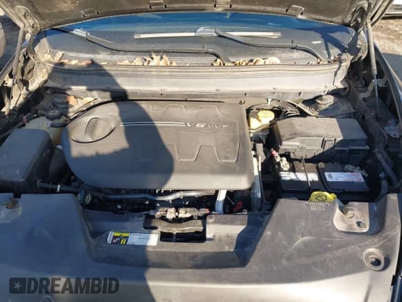 ✅ 2014 Jeep Cherokee Latitude • VIN: 1C4PJMCS2EW124467 • Lot: 41944747. Wystawiony na IAAI z przebiegiem 132 890 mil. Bezpłatny archiwum sprzedaży aukcyjnych z USA i szczegółowy raport historii pojazdu na DreamBid. Zdjęcie 10.