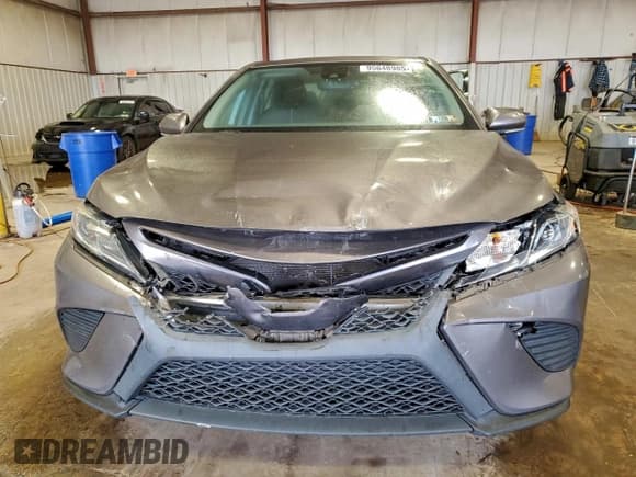 ✅ 2019 Toyota Camry SE • VIN: 4T1B11HK8KU182085 • Лот: 95648985. Опубликован ранее на Copart с пробегом Не указан. Бесплатный доступ к архиву аукционных продаж из США и подробный отчёт об истории автомобиля на DreamBid. Изображение 5.
