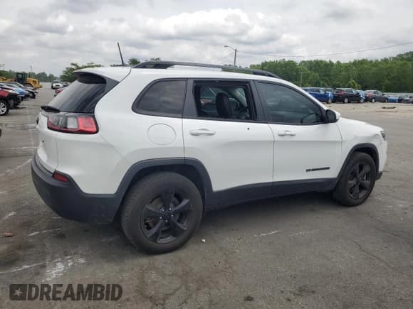 ✅ 2021 Jeep Cherokee Latitude Plus • VIN: 1C4PJMLB1MD238471 • Lot: 63796135. Wystawiony na Copart z przebiegiem 82 859 mil. Bezpłatny archiwum sprzedaży aukcyjnych z USA i szczegółowy raport historii pojazdu na DreamBid. Zdjęcie 3.