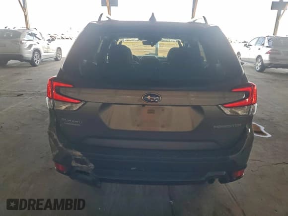 ✅ 2020 Subaru Forester Limited • VIN: JF2SKAUC9LH601797 • Lot: 94456575. Listed on Copart with 68,454 mi. Free auction sales archive from the USA and detailed vehicle history report at DreamBid. Image 6.