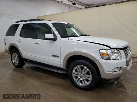 ✅ 2008 Ford Explorer Eddie Bauer • VIN: 1FMEU74EX8UA19213 • Lot: 67759705. Listed on Copart with 202,203 mi. Free auction sales archive from the USA and detailed vehicle history report at DreamBid. Image 4.