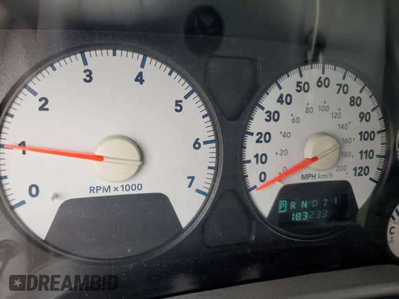 2006 Dodge 1500 Laramie z VIN 1D7HU18266S681822, wystawiony jako Copart lot #64065285 z przebiegiem 183 233 mil mil oraz Szkoda całkowita • Salvage title. Historia ofert i sprzedaży dostępna na DreamBid. Obrazek 9.