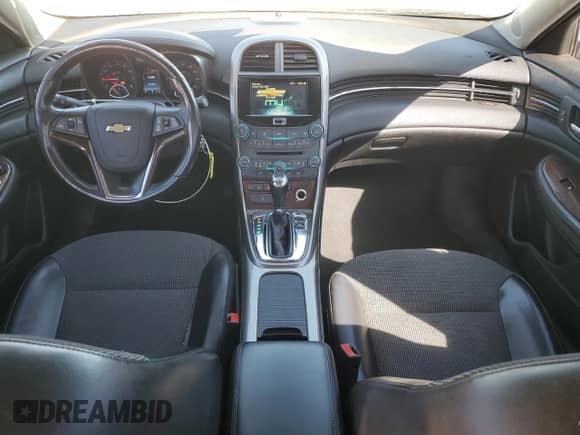 2013 Chevrolet Malibu LT z VIN 1G11E5SA0DF234644, wystawiony jako Copart lot #82295645 z przebiegiem 148 260 mil mil oraz Szkoda całkowita • Salvage title. Historia ofert i sprzedaży dostępna na DreamBid. Obrazek 8.