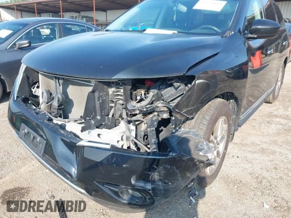 ✅ 2014 Nissan Pathfinder SL • VIN: 5N1AR2MN7EC714527 • Lot: 42871460. Listed on IAAI with 131,158 mi. Free auction sales archive from the USA and detailed vehicle history report at DreamBid. Image 6.