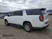 2023 Chevrolet Suburban LT z VIN 1GNSCCKD6PR318073, wystawiony jako Copart lot #90920045 z przebiegiem 68 324 mil mil oraz Czysty tytuł • Clean title. Historia ofert i sprzedaży dostępna na DreamBid. Obrazek 2.