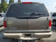 ✅ 2004 Ford Excursion Eddie Bauer • VIN: 1FMSU45P04EC92425 • Лот: 59355215. Опубликован ранее на Copart с пробегом 2 284 375 миль. Бесплатный доступ к архиву аукционных продаж из США и подробный отчёт об истории автомобиля на DreamBid. Изображение 6.