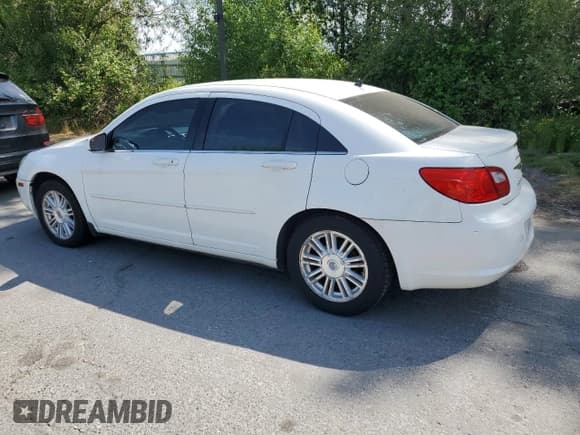 ✅ 2009 Chrysler Sebring LX • VIN: 1C3LC46BX9N554252 • Лот: 61305615. Опубликован ранее на Copart с пробегом 103 788 миль. Бесплатный доступ к архиву аукционных продаж из США и подробный отчёт об истории автомобиля на DreamBid. Изображение 2.