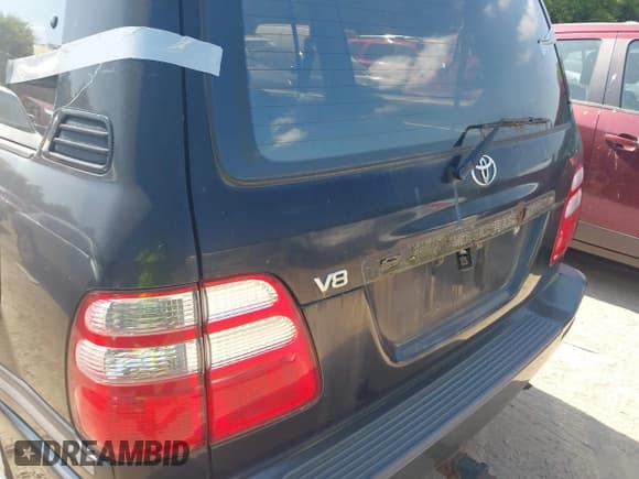 ✅ 2003 Toyota Land Cruiser • VIN: JTEHT05J632035996 • Lot: 42727953. Listed on IAAI with 270,487 mi. Free auction sales archive from the USA and detailed vehicle history report at DreamBid. Image 6.
