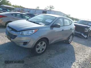 2011 Hyundai Tucson GL with VIN KM8JT3AB1BU225161, listed as a IAAI auction lot 42960491 with 186,189 mi miles and . Bid and sale history available at DreamBid. Image 2.