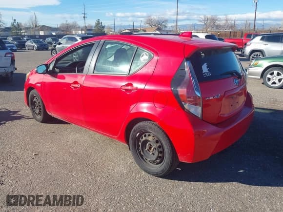 ✅ 2015 Toyota Prius One • VIN: JTDKDTB31F1576530 • Lot: 43903884. Listed on IAAI with 186,075 mi. Free auction sales archive from the USA and detailed vehicle history report at DreamBid. Image 3.