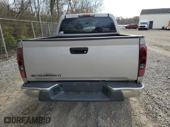 ✅ 2007 Chevrolet Colorado 2LT • VIN: 1GCDT13E178203030 • Лот: 91310805. Опубликован ранее на Copart с пробегом Не указан. Бесплатный доступ к архиву аукционных продаж из США и подробный отчёт об истории автомобиля на DreamBid. Изображение 6.