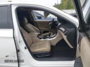 ✅ 2017 Honda Accord Touring • VIN: JHMCR6F77HC028820 • Lot: 43293240. Wystawiony na IAAI z przebiegiem 199 762 mil. Bezpłatny archiwum sprzedaży aukcyjnych z USA i szczegółowy raport historii pojazdu na DreamBid. Zdjęcie 5.