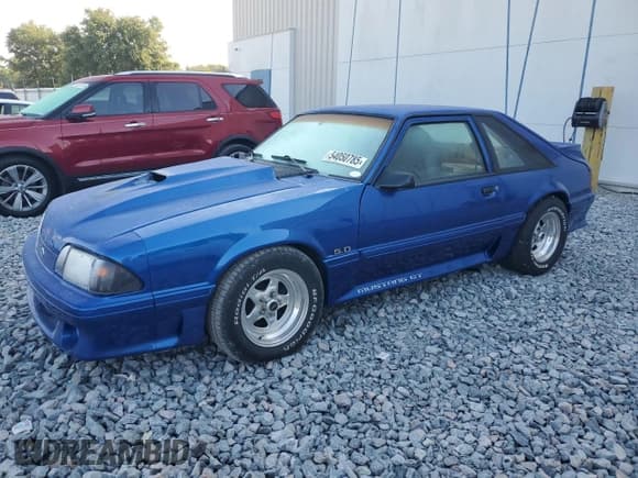 ✅ 1988 Ford Mustang GT • VIN: 1FABP42E7JF284770 • Lot: 54050785. Wystawiony na Copart z przebiegiem 58 161 mil. Bezpłatny archiwum sprzedaży aukcyjnych z USA i szczegółowy raport historii pojazdu na DreamBid. Zdjęcie 1.