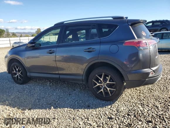 ✅ 2018 Toyota RAV4 SE • VIN: JTMJFREV0JJ212646 • Lot: 91848095. Listed on Copart with 78,060 mi. Free auction sales archive from the USA and detailed vehicle history report at DreamBid. Image 2.