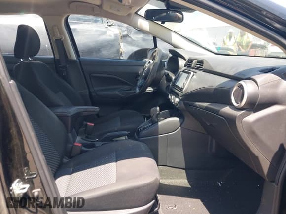 ✅ 2021 Nissan Versa S • VIN: 3N1CN8DV1ML881676 • Лот: 42837931. Опубликован ранее на IAAI с пробегом 48 180 миль. Бесплатный доступ к архиву аукционных продаж из США и подробный отчёт об истории автомобиля на DreamBid. Изображение 5.