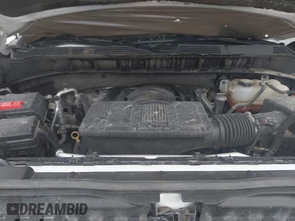 ✅ 2020 Chevrolet Silverado 1500 LT Trail Boss • VIN: 1GCPYFED0LZ269489 • Lot: 41886733. Wystawiony na IAAI z przebiegiem 71 414 mil. Bezpłatny archiwum sprzedaży aukcyjnych z USA i szczegółowy raport historii pojazdu na DreamBid. Zdjęcie 10.