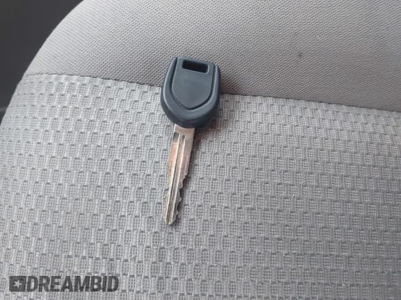 ✅ 2008 Mitsubishi Endeavor LS • VIN: 4A4MN21S68E042906 • Lot: 39369746. Listed on IAAI with 177,223 mi. Free auction sales archive from the USA and detailed vehicle history report at DreamBid. Image 11.