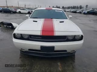 ✅ 2013 Dodge Challenger SXT • VIN: 2C3CDYAGXDH742312 • Lot: 44353575. Wystawiony na Copart z przebiegiem 214 999 mil. Bezpłatny archiwum sprzedaży aukcyjnych z USA i szczegółowy raport historii pojazdu na DreamBid. Zdjęcie 5.