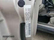 ✅ 2007 Jeep Commander Limited • VIN: 1J8HG58227C589152 • Лот: 64929945. Опубликован ранее на Copart с пробегом 165 182 миль. Бесплатный доступ к архиву аукционных продаж из США и подробный отчёт об истории автомобиля на DreamBid. Изображение 13.