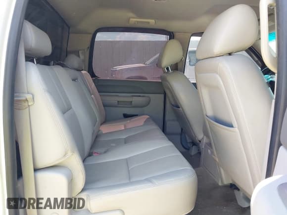 ✅ 2012 GMC Sierra 1500 SLE • VIN: 3GTP2VE71CG242341 • Lot: 43332456. Listed on IAAI with 147,561 mi. Free auction sales archive from the USA and detailed vehicle history report at DreamBid. Image 8.