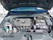 2018 Hyundai Elantra SE z VIN KMHD74LF7JU520433, wystawiony jako IAAI lot #43313148 z przebiegiem 81 063 mil mil oraz . Historia ofert i sprzedaży dostępna na DreamBid. Obrazek 10.