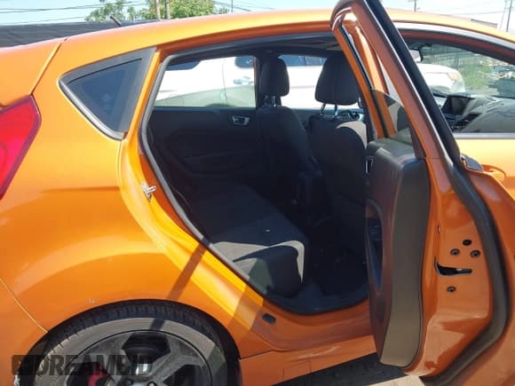 ✅ 2017 Ford Fiesta ST • VIN: 3FADP4GX7HM122022 • Лот: 42853260. Опубликован ранее на IAAI с пробегом 84 605 миль. Бесплатный доступ к архиву аукционных продаж из США и подробный отчёт об истории автомобиля на DreamBid. Изображение 8.