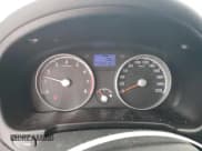 ✅ 2010 Hyundai Accent GL • VIN: KMHCN3BC1AU156903 • Лот: 88353575. Опубликован ранее на Copart с пробегом 242 107 миль. Бесплатный доступ к архиву аукционных продаж из США и подробный отчёт об истории автомобиля на DreamBid. Изображение 9.