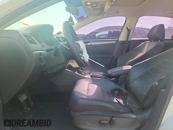 ✅ 2013 Volkswagen Jetta SEL • VIN: 3VWLX7AJ1DM354215 • Lot: 57077805. Listed on Copart with 203,329 mi. Free auction sales archive from the USA and detailed vehicle history report at DreamBid. Image 7.