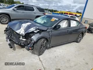 ✅ 2023 Nissan Altima SR • VIN: 1N4AL4CV9PN311651 • Лот: 84051745. Опубликован ранее на Copart с пробегом Не указан. Бесплатный доступ к архиву аукционных продаж из США и подробный отчёт об истории автомобиля на DreamBid. Изображение 1.