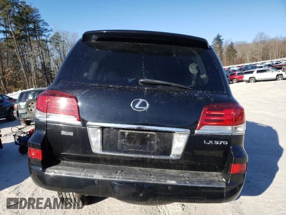 ✅ 2015 Lexus LX 570 • VIN: JTJHY7AX7F4167728 • Lot: 46735615. Listed on Copart with 149,802 mi. Free auction sales archive from the USA and detailed vehicle history report at DreamBid. Image 6.