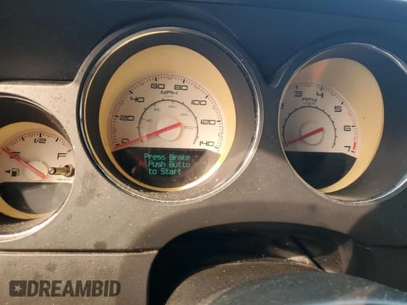 ✅ 2013 Dodge Challenger SXT • VIN: 2C3CDYAG7DH695501 • Lot: 77080244. Wystawiony na Copart z przebiegiem Nie podano. Bezpłatny archiwum sprzedaży aukcyjnych z USA i szczegółowy raport historii pojazdu na DreamBid. Zdjęcie 9.