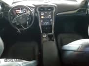 ✅ 2017 Ford Fusion SE • VIN: 3FA6P0H98HR105573 • Lot: 85405075. Wystawiony na Copart z przebiegiem 162 883 mil. Bezpłatny archiwum sprzedaży aukcyjnych z USA i szczegółowy raport historii pojazdu na DreamBid. Zdjęcie 8.