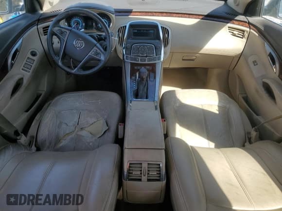 ✅ 2010 Buick LaCrosse CXL • VIN: 1G4GD5GG3AF194360 • Лот: 69755145. Опубликован ранее на Copart с пробегом 133 202 миль. Бесплатный доступ к архиву аукционных продаж из США и подробный отчёт об истории автомобиля на DreamBid. Изображение 8.